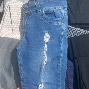 Stylish Blue Distressed Women Jeans
